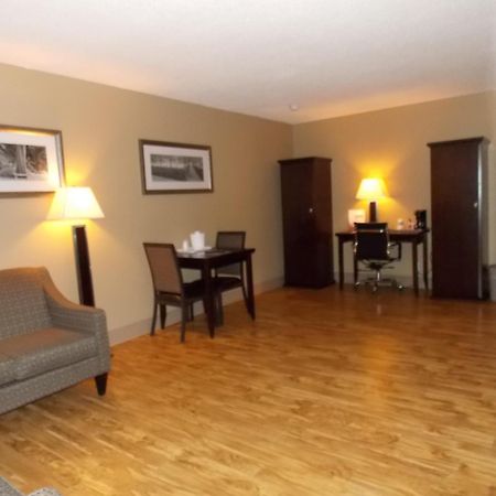 Stonebridge Hotel Fort Mcmurray Rum bild