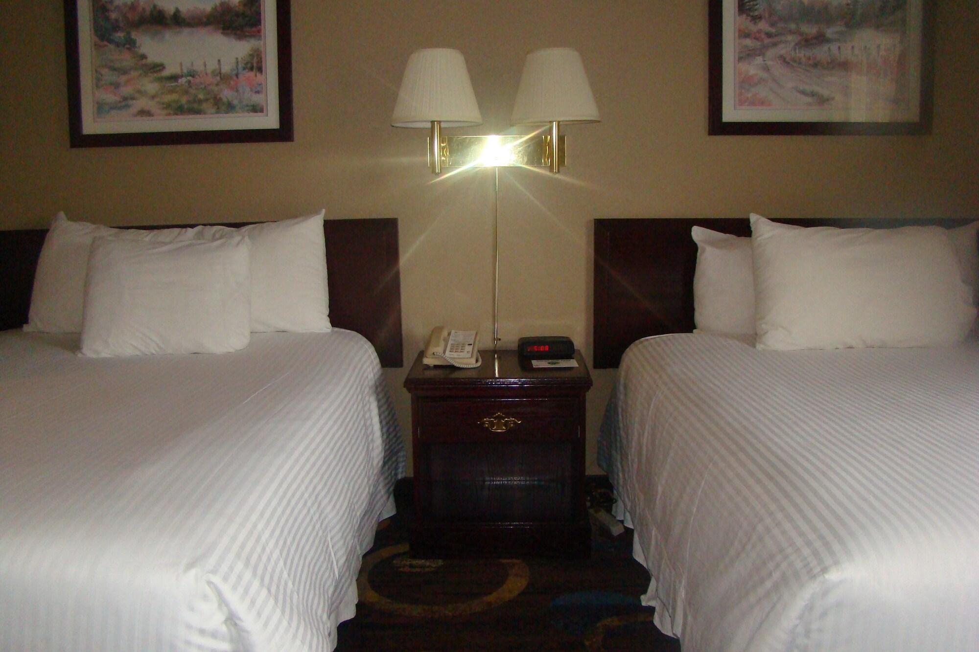 Stonebridge Hotel Fort Mcmurray Exteriör bild