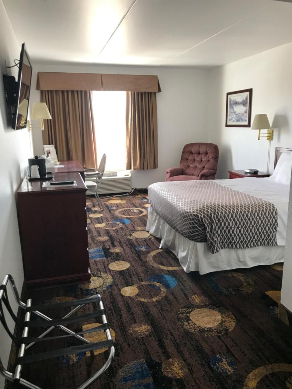 Stonebridge Hotel Fort Mcmurray Exteriör bild